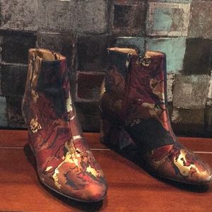 FRANCO SARTO TAPESTRY BOOTIE